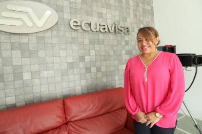 Betty Mata profesa religión evangélica