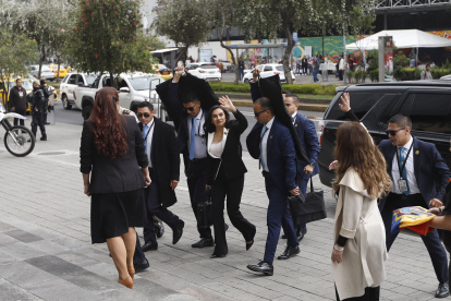 Verónica Abad regresará al Complejo Judicial en Quito, para retomar la audiencia de la acción de protección.
