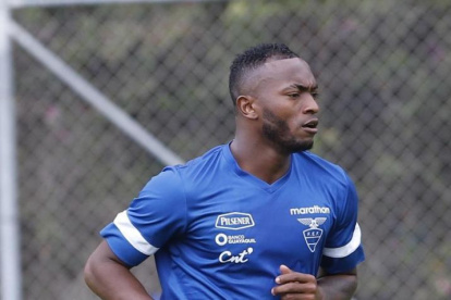 El defensor Pedro Pablo Perlaza formó parte de la Selección ecuatoriana de fútbol.