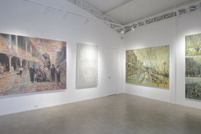 Acto. Obras reflejan la pintura y producción de imágenes.