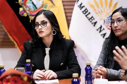 La presidenta de la Asamblea Viviana Veloz convocó al CAL.