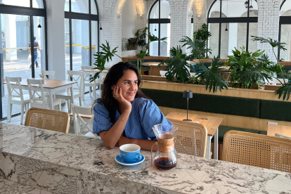 Andrea Salgado, en su cafetería Sailor Coffee