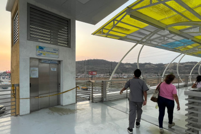 Los ciudadanos piden que estas maquinas sean arregladas.