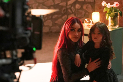 Dulce María graba una escena con su hija María Paula. Paco Álvarez la dirigió.