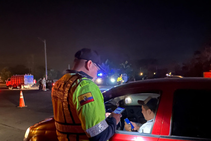 Operativo de la Comisión de Tránsito del Ecuador en Santo Domingo de los Tsáchilas, el 9 de noviembre pasado.