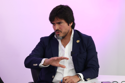 El ministro de Gobierno, José De la Gasca, en una entrevista con EXPRESO.