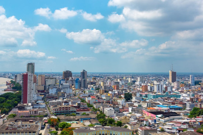 Los cortes de luz en Guayaquil se mantienen en tres horas diarias.