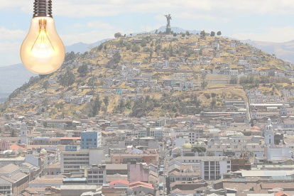Quito, la capital del Ecuador ha enfrentado cortes de luz desde septiembre.