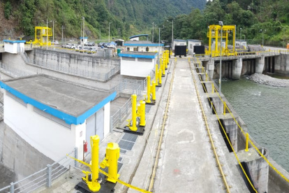 El Proyecto Hidroeléctrico Toachi Pilatón de 254.40 MW de potencia se encuentra ubicado en las provincias de Pichincha, Santo Domingo de los Tsáchilas y Cotopaxi