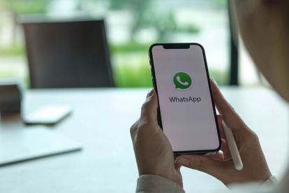 Descubre cómo liberar espacio en tu móvil eliminando archivos de WhatsApp fácilmente