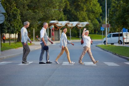 Viajar en la jubilación permite disfrutar del tiempo libre, explorar nuevos destinos y crear recuerdos inolvidables.