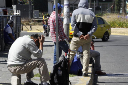 Hay ayudas para aliviar el bolsillo de los desempleados y las familias.