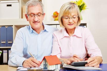 Referencial. Las personas mayores de 65 años tienen derecho a la devolución del IVA.