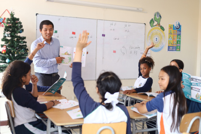 Aprendizaje. Los estudiantes de escuela reciben clases curriculares de Chino Mandarín con profesores nativos.