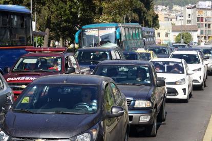 La normativa vehicular rige de lunes a viernes en la capital. No se aplica los fines de semana ni los feriados.