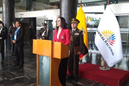 Viviana Veloz anuncia medidas legales contra la Ley Antipillos.