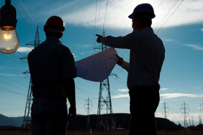 Cortes de luz en Ecuador se mantienen en tres horas diarias