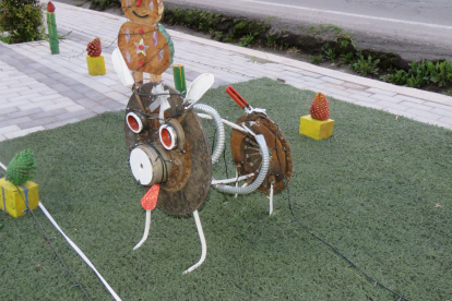 Propuesta. La comunidad combina arte, reciclaje y energía alternativa.