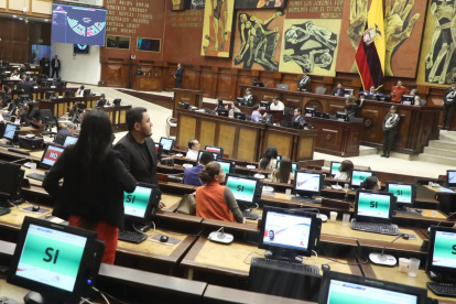 Hoy se definirá el futuro de la exministra Andrea Arrobo.