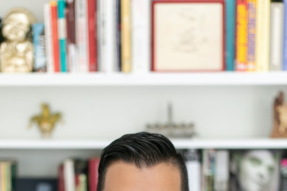 El psicoanalista David Aguirre Panta publicó su primera novela, El Dios del árbol.