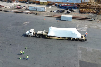 El 2 de diciembre llegaron 23 motores a Guayaquil, para la central térmica de Salitral. Esta contratación y la de la central de Quevedo son examinadas por Contraloría.