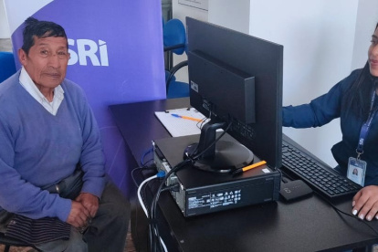 El SRI asegura que realiza la devolución del IVA, de manera progresiva, a los adultos mayores.