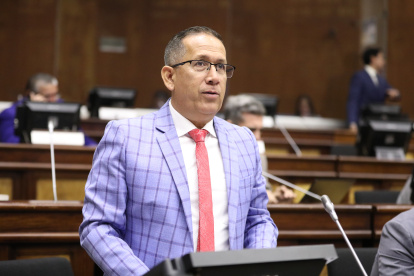 El asambleísta socialcristiano, Geovanny Benítez, propuso los nombres que integran la comisión ocasional.