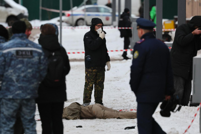 Vista de una escena de una explosión en Moscú, Rusia, el 17 de diciembre de 2024.