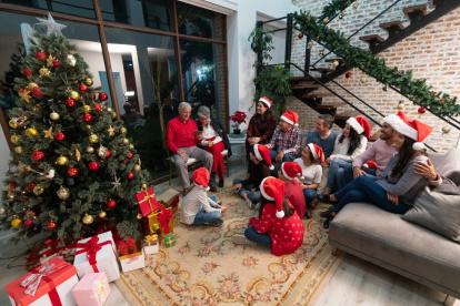 La Novena es un espacio de oración que conecta a las familias con la preparación espiritual para el nacimiento de Jesús.