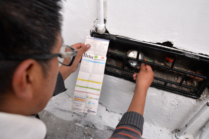 En sectores afectados por el racionamiento señalan que los valores de la planilla no han bajado.