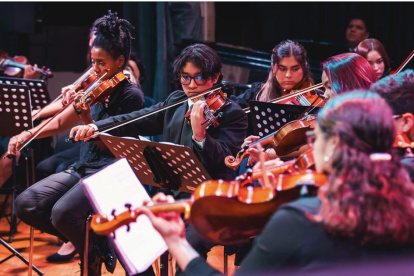 La Fundación ha desarrollado proyectos que han llevado a jóvenes músicos a presentarse en hospitales.