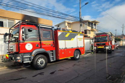 Conocoto. El fuego, que comenzó en un dormitorio, afectó a una casa.