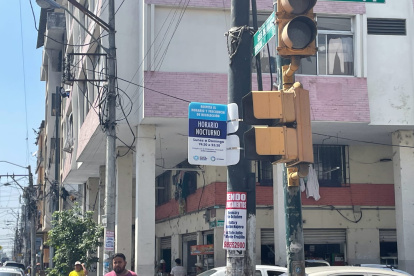 Estos objetos también han sido ubicados desde la avenida Quito hasta el Malecón.