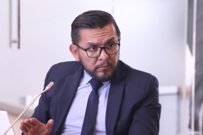 El legislador Blasco Luna prepara las solicitudes de juicio político.