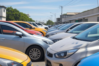 El Municipio de Guayaquil retomará el cobro del impuesto al rodaje con retroactividad desde 2021.