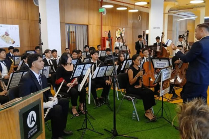 Acto. Las bandas seleccionadas deberán ensayar con la Orquesta Sinfónica del colegio República de Francia.