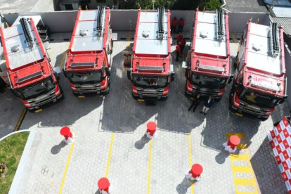 Quito cuenta con una nueva estación de bomberos y 19 vehículos contraincendios
