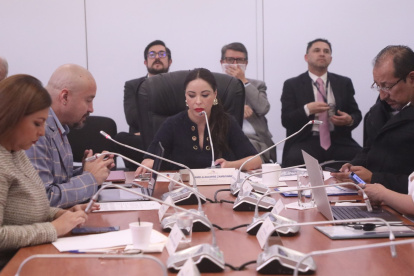 La Comisión de Fiscalización aprobó el informe contra Guarderas.