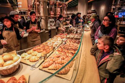 Local. Una de las cafeterías de Starbucks en Estados Unidos.