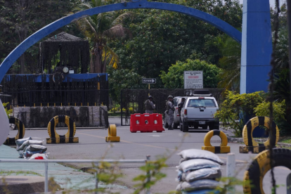 Los cuatro menores de edad habrían sido abandonados cerca de la Base de Taura.