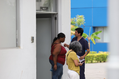 Angustia. Debido al gran estado de calcinación de los cádaveres encontrados en Taura no se pueden reconocer todavía los cuerpos