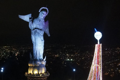 En el Panecillo, los comerciantes aseguran que la afluencia disminuyó.