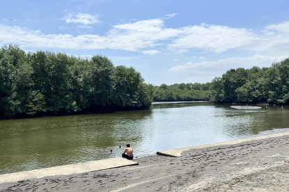 Manglar. La ciudad está rodeada de esteros. Sus ramales y sus aguas deben ser intervenidos para ofrecer una experiencia de naturaleza a los turistas.
