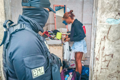 Agentes de control municipal realizaron la revisión del Anfiteatro.