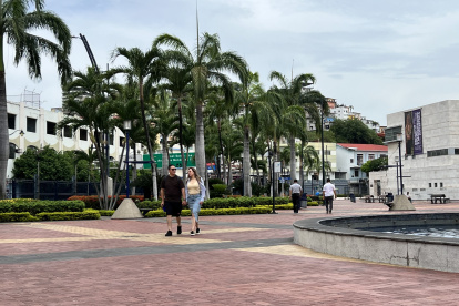 Varios guayaquileños prevén salir de la ciudad para disfrutar del feriado largo de enero; Salinas es el destino de algunos.