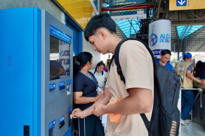 Desde el 1 de enero próximo, quienes no tengan la tarjeta La Guayaca, pagarán $ 0,45 centavos por el pasaje.