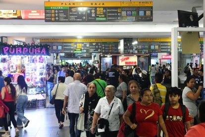 Ya se observa mucho movimiento en la Terminal Terrestre de Guayaquil