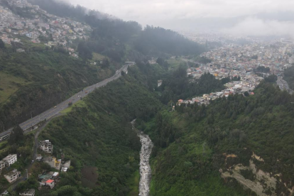 Una toma del valle de los Chillos, zona que se busca conectar con Quito, a través de una obra, impulsada por la Prefectura de Pichincha.