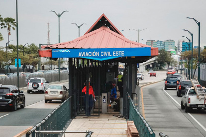 Escenario. La parada se encuentra en la avenida de Las Américas.