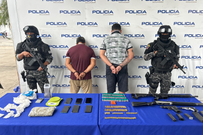 En su poder había droga, armas y celulares.